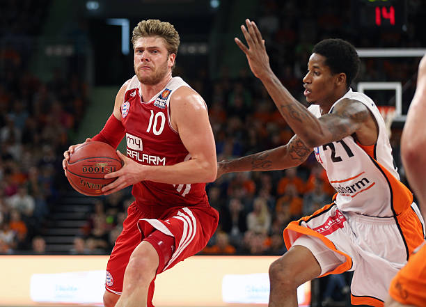 广州豹凭借 广州豹凭借