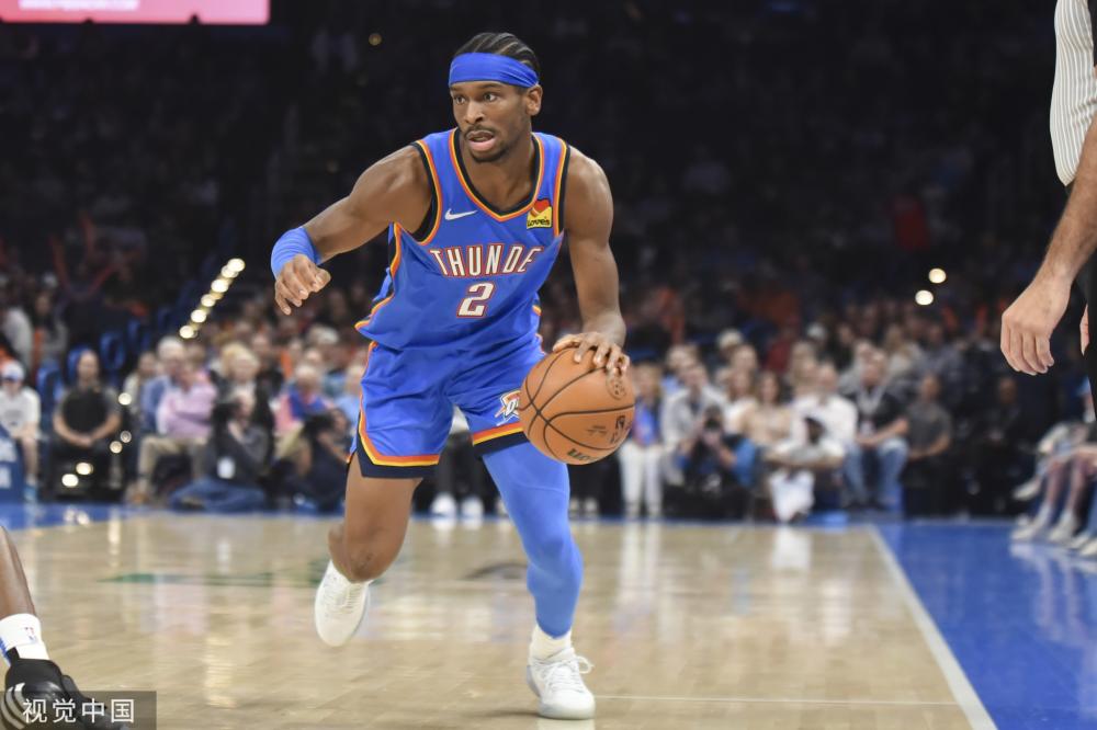 通过社交媒 通过社交媒