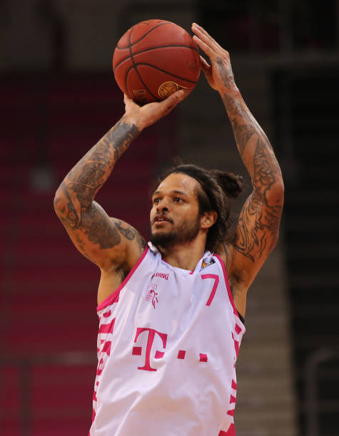 也为队伍提 也为队伍提