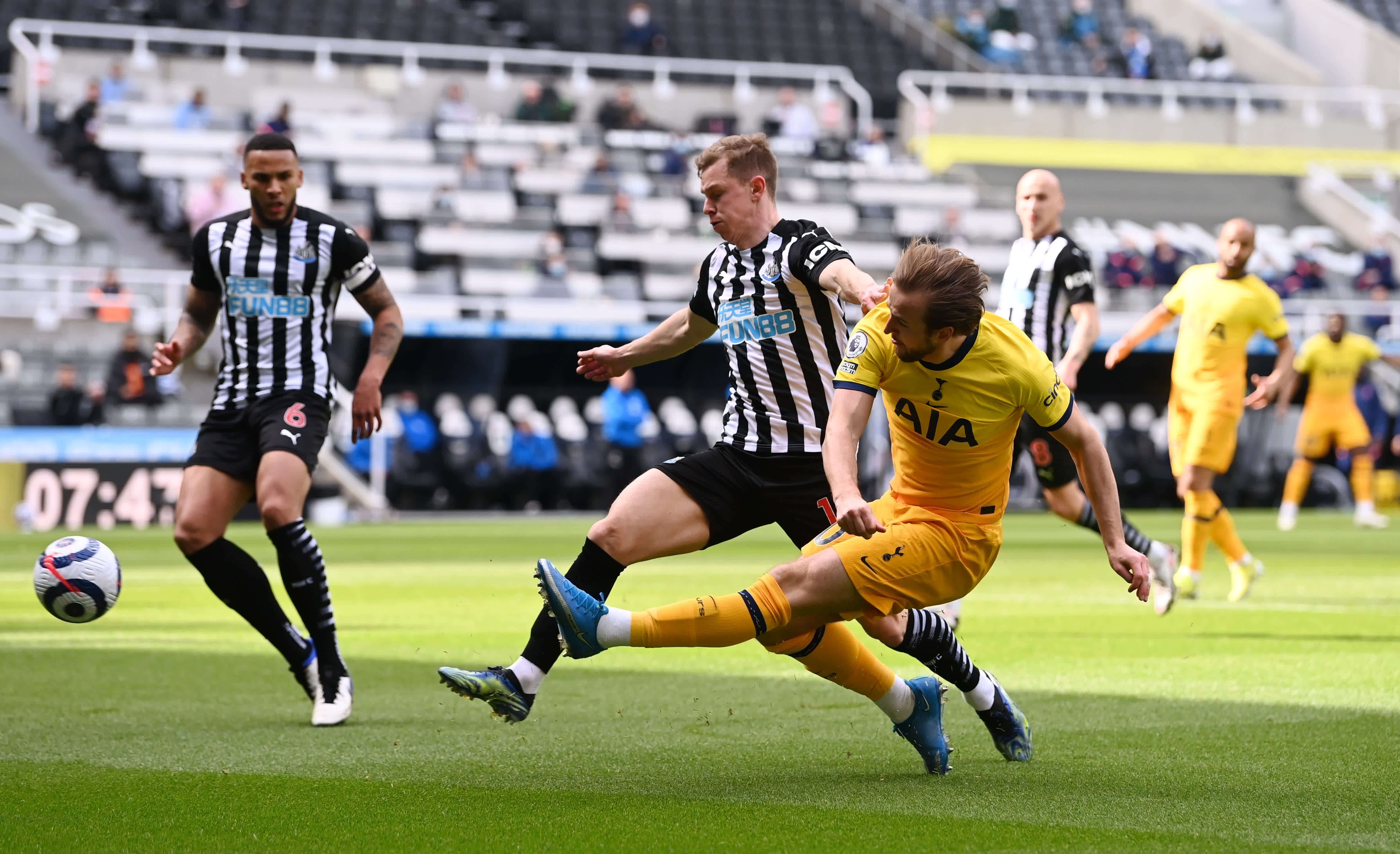 牵制防守 牵制防守